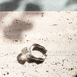 《1点もの》ハーキマーダイアモンドの原石イヤーカフ・4月誕生石・送料無料 5枚目の画像