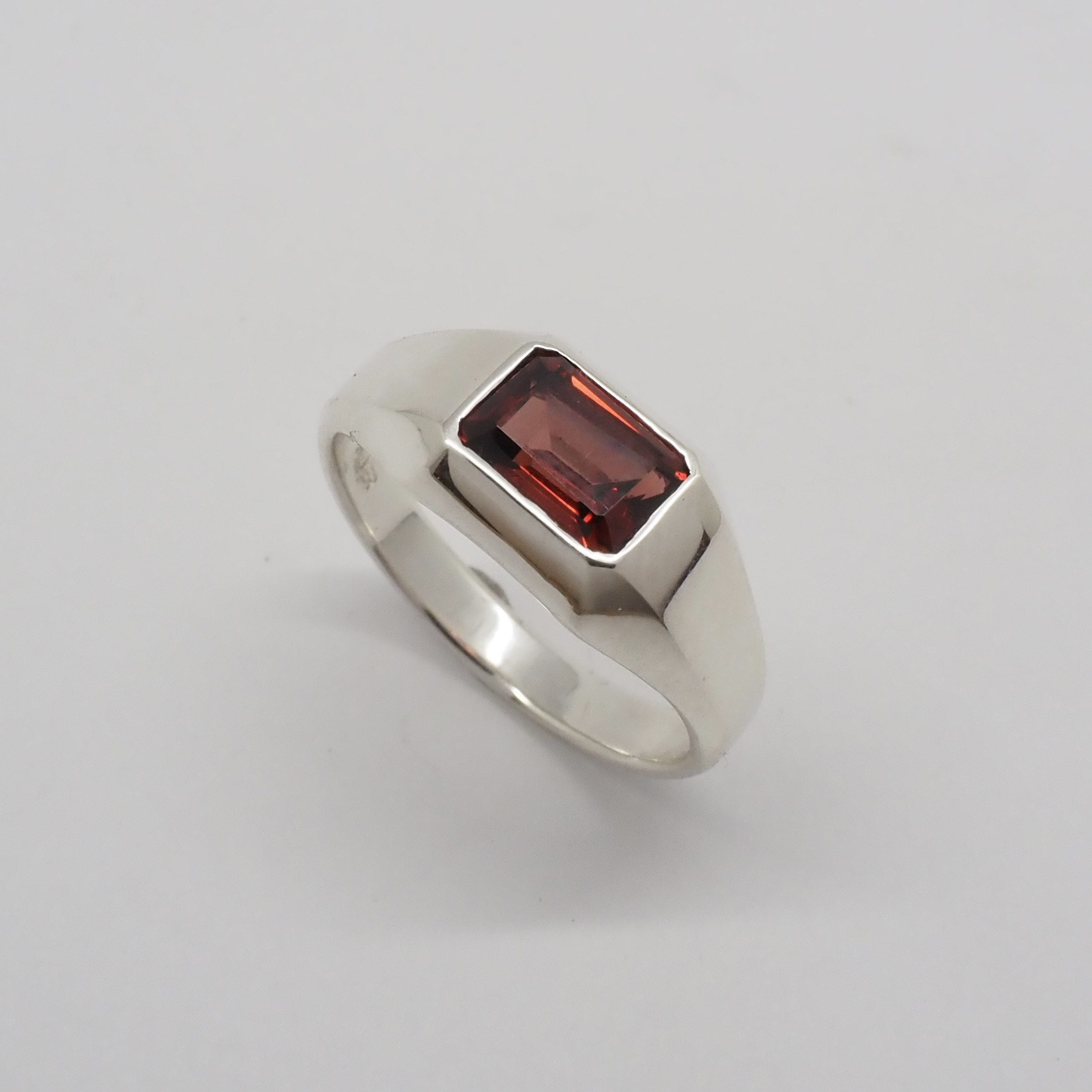 オクタゴンリング / octagon jem ring ガーネット　◇garnet/SILVER925