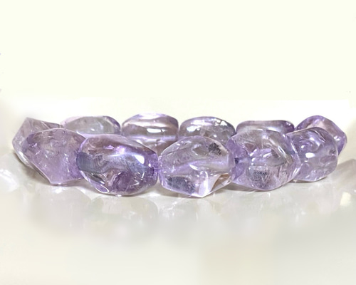 i*s様 愛光堂　ブレスレットとアメジストタンブル 愛光堂 ブレスレット 天然石｜Yahoo!フリマ（旧PayPayフリマ）