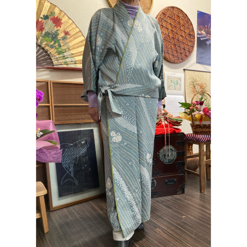 総絞りのニ部式着物(正絹) 着物 セットアップ 着物リメイク 順子 通販  