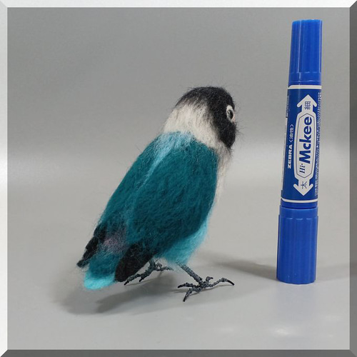 専用ページ　羊毛フェルト　傘でお出かけボタンインコ　鳥 専用ページ 羊毛フェルト 傘でお出かけボタンインコ 鳥 専用ページ