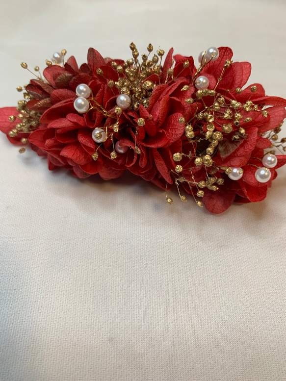 赤とゴールドのヘアコーム　卒業式　結婚式　パーティー　着物　ドレス　 5枚目の画像
