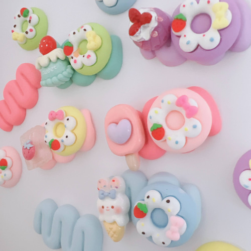 13）5個 ホイップドーナツ♡ デコパーツ 大きい ハートとりぼん 最強に 