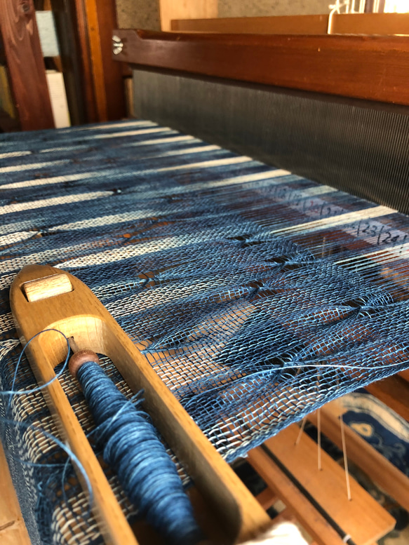手織りのタペストリー/正藍染 15枚目の画像