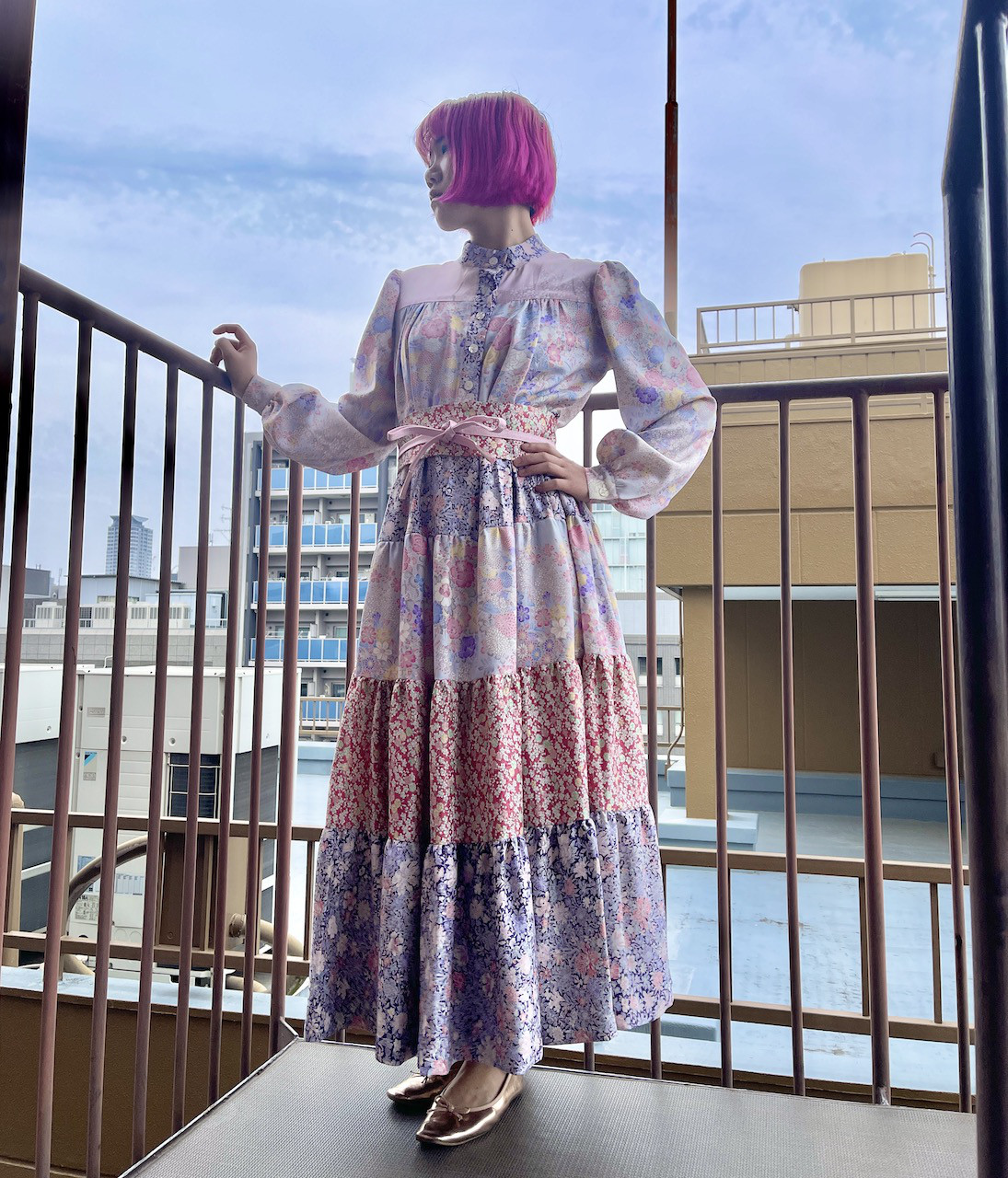 着物リメイク】1点もの 正絹ティアードワンピースドレス【小紋花柄】リバティ 桜 ピンク ワンピース cerita-tur 通販|Creema(クリーマ) 17503816 着物リメイク】1点もの 正絹ティアードワンピースドレス【小紋花柄】リバティ 桜 ピンク ワンピース cerita-tur 通販|Creema(クリーマ) 17503816