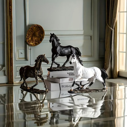 馬の置き物 黒 おしゃれな馬の置き物 ヴィンテージ 馬の飾り 樹脂像アートクラフト リビングルーム a-288 4枚目の画像