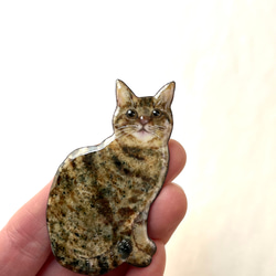 七宝焼　しっぽう焼き　キジトラ猫さんのブローチ 4枚目の画像