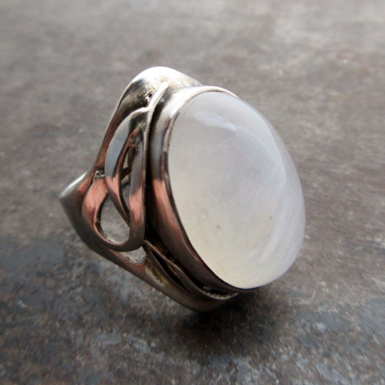 ホワイトラブラドライト　シルバーリング