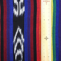 【アウトレット特価品】GTC-6（GS222）グアテマラ イカット(Ikat) 絣織 ストライプ手織り生地 2枚目の画像