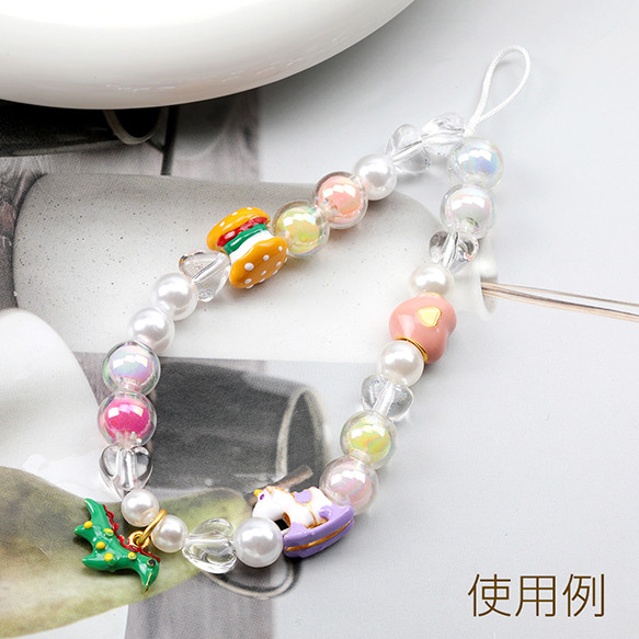 M12957  3個  メタルビーズ 大穴ビーズ ハート型 エポ付き ゴールド 10×11mm  3 x（1ヶ） 4枚目の画像