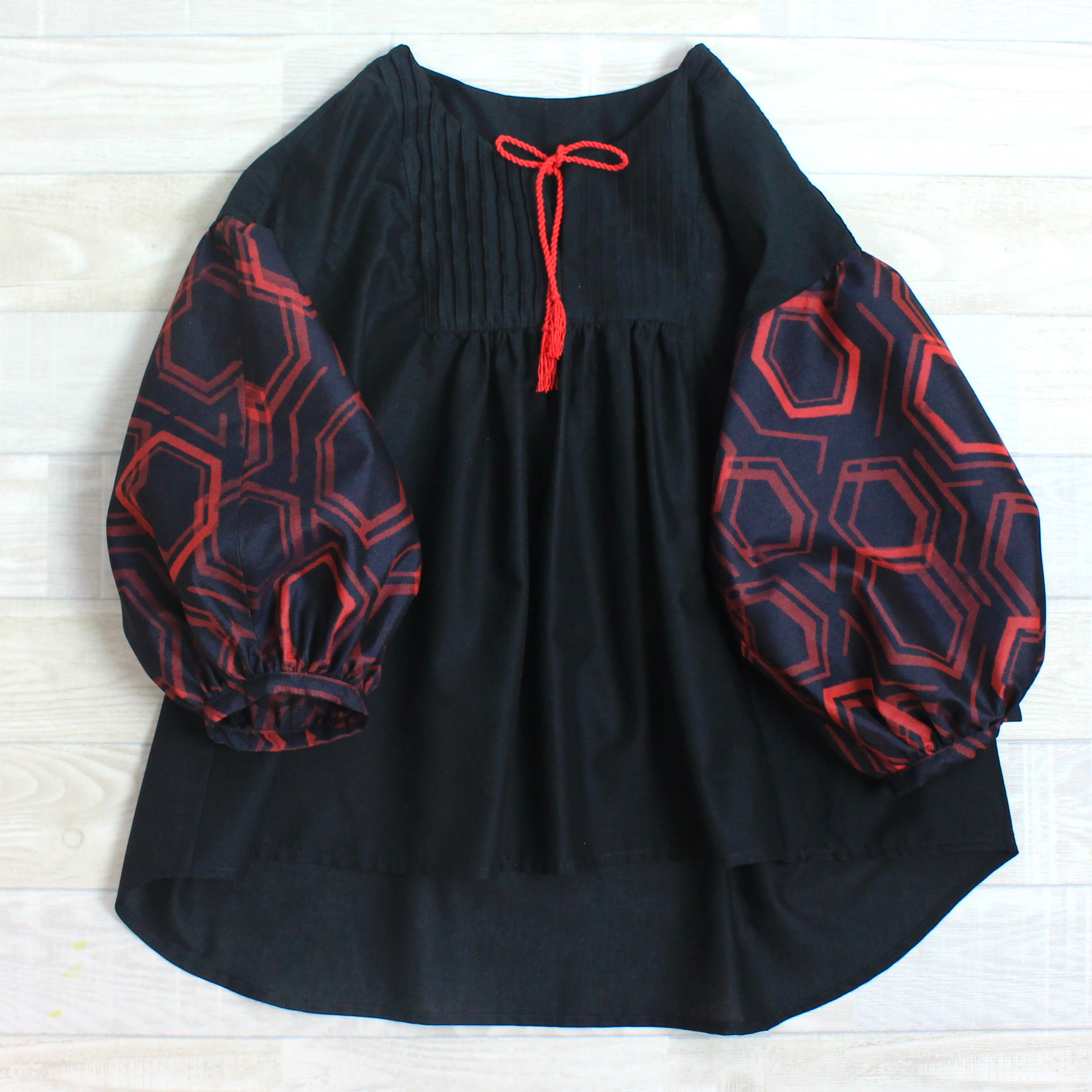 ピンタックヨークの着物ブラウス