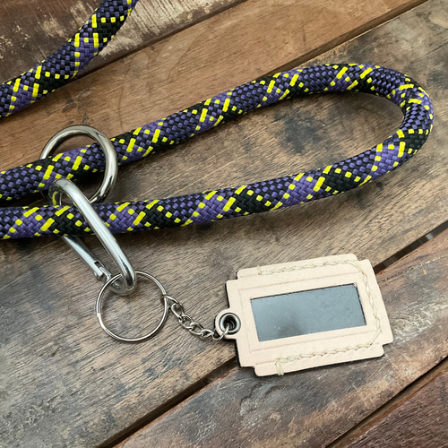 犬の鑑札キーホルダー ネームプレート型 ☆ 本革 お名前 狂犬病