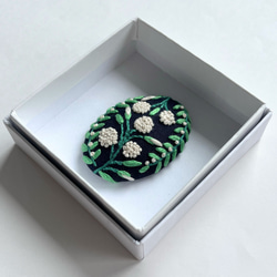 草花の刺繍ブローチ【Botanical】#249 5枚目の画像