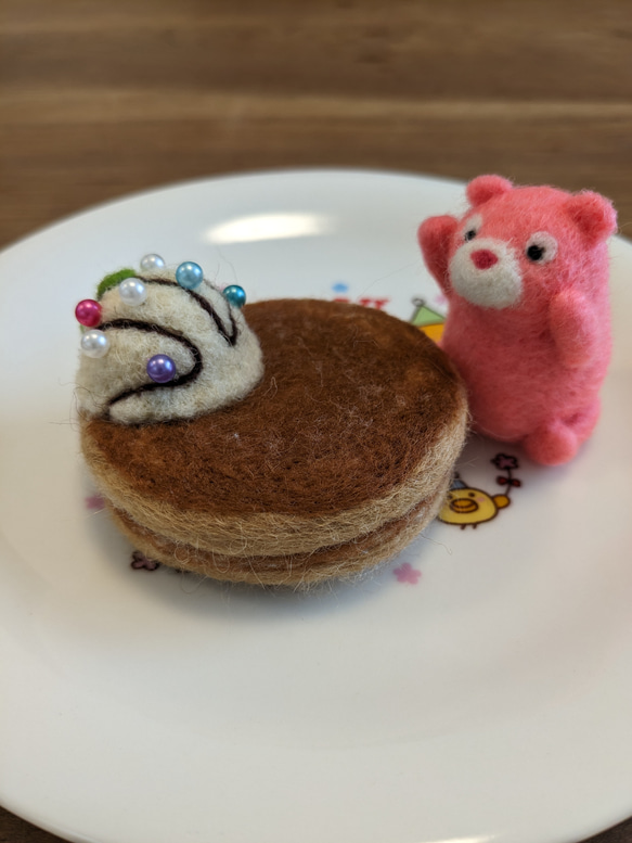 ピンクッション（ホットケーキとアイス　くまさん付き）羊毛フェルト 9枚目の画像