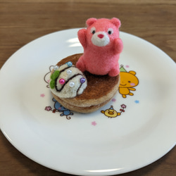 ピンクッション（ホットケーキとアイス　くまさん付き）羊毛フェルト 4枚目の画像