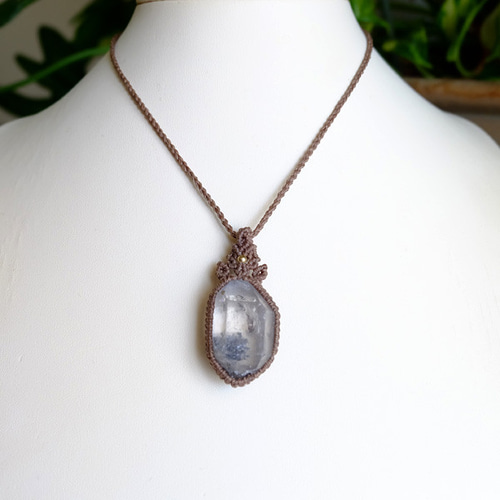 ヒマラヤ水晶 ＊ マクラメペンダント ネックレス 45 ヒマラヤ水晶原石（ガネーシュヒマール産）マクラメ編み