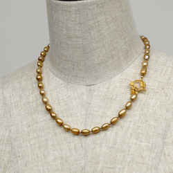 オールノット　ビンテージシャンパンゴールド　淡水パールのネックレス 4枚目の画像
