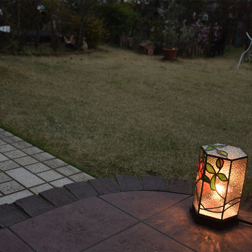 ガーデンライト 行燈 6k10屋外用 防雨型 ステンドグラス 屋外 照明