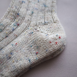 手編みの靴下（ツイード・オフホワイト） 6枚目の画像