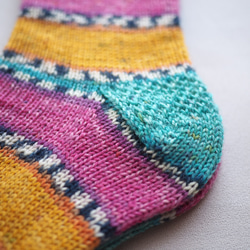 手編みの靴下（Opalソックヤーン・ビューティー） 4枚目の画像