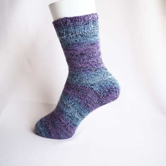 手編みの靴下（Opal・ブラックドラゴン） 7枚目の画像