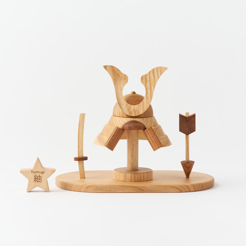 少量入荷!】木製兜 ┃ Wooden Kabuto 兜飾り 五月人形 初節句 少量入荷!】木製兜 ┃ Wooden Kabuto 兜飾り 五月人形 初節句