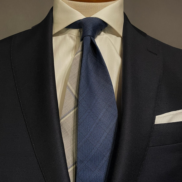 【受注製作】バイカラー　チェック　ブルー　プレゼント　ギフト【別途】名入れ　メッセージ　イニシャル　刺繍　ネクタイ 【受注製作】バイカラー　チェック　ブルー　プレゼント　ギフト【別途】名入れ　メッセージ　イニシャル　刺繍　ネクタイ A1283244229(9750円)