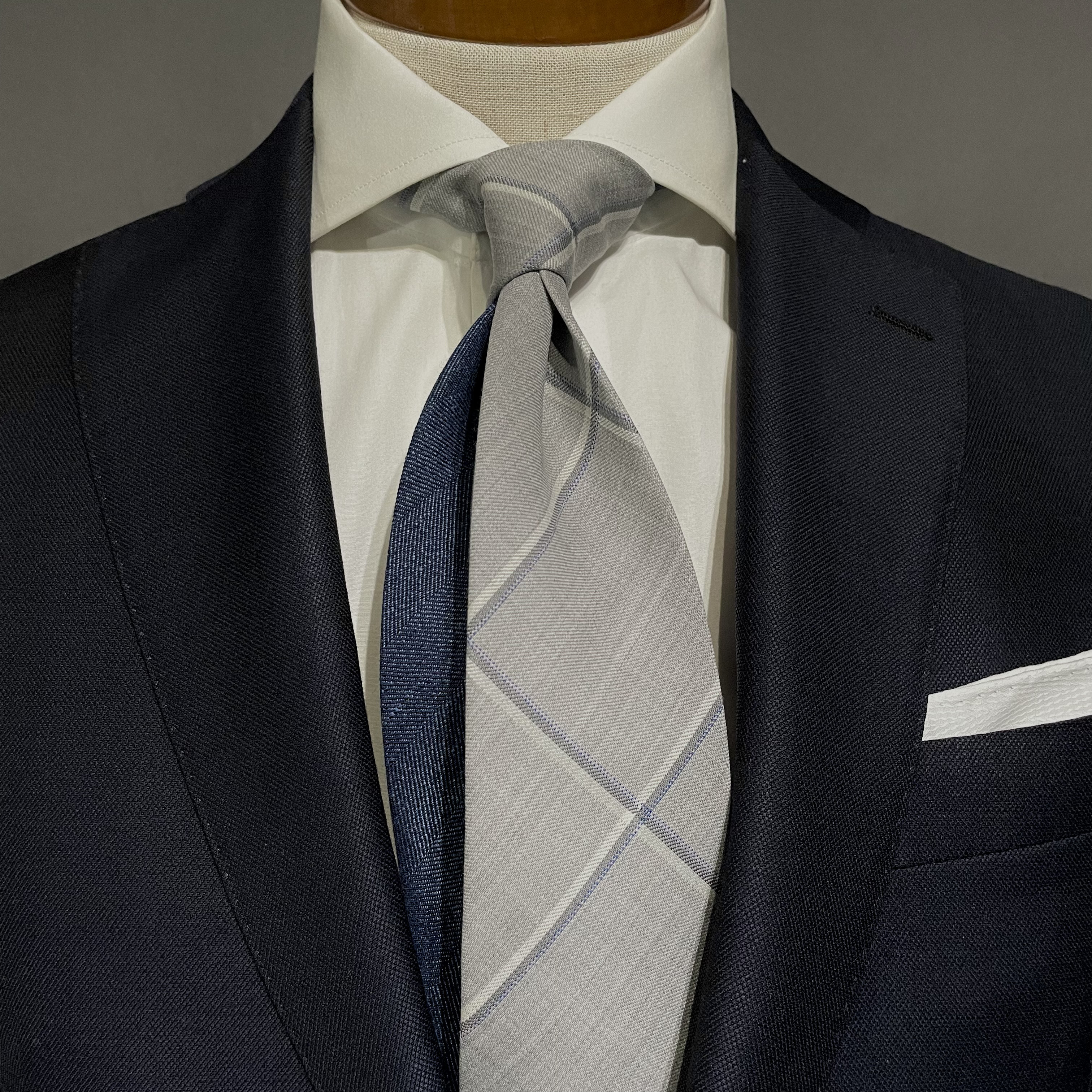 【受注製作】バイカラー　チェック　ネイビー　プレゼント　ギフト【別途】名入れ　メッセージ　イニシャル　刺繍　ネクタイ