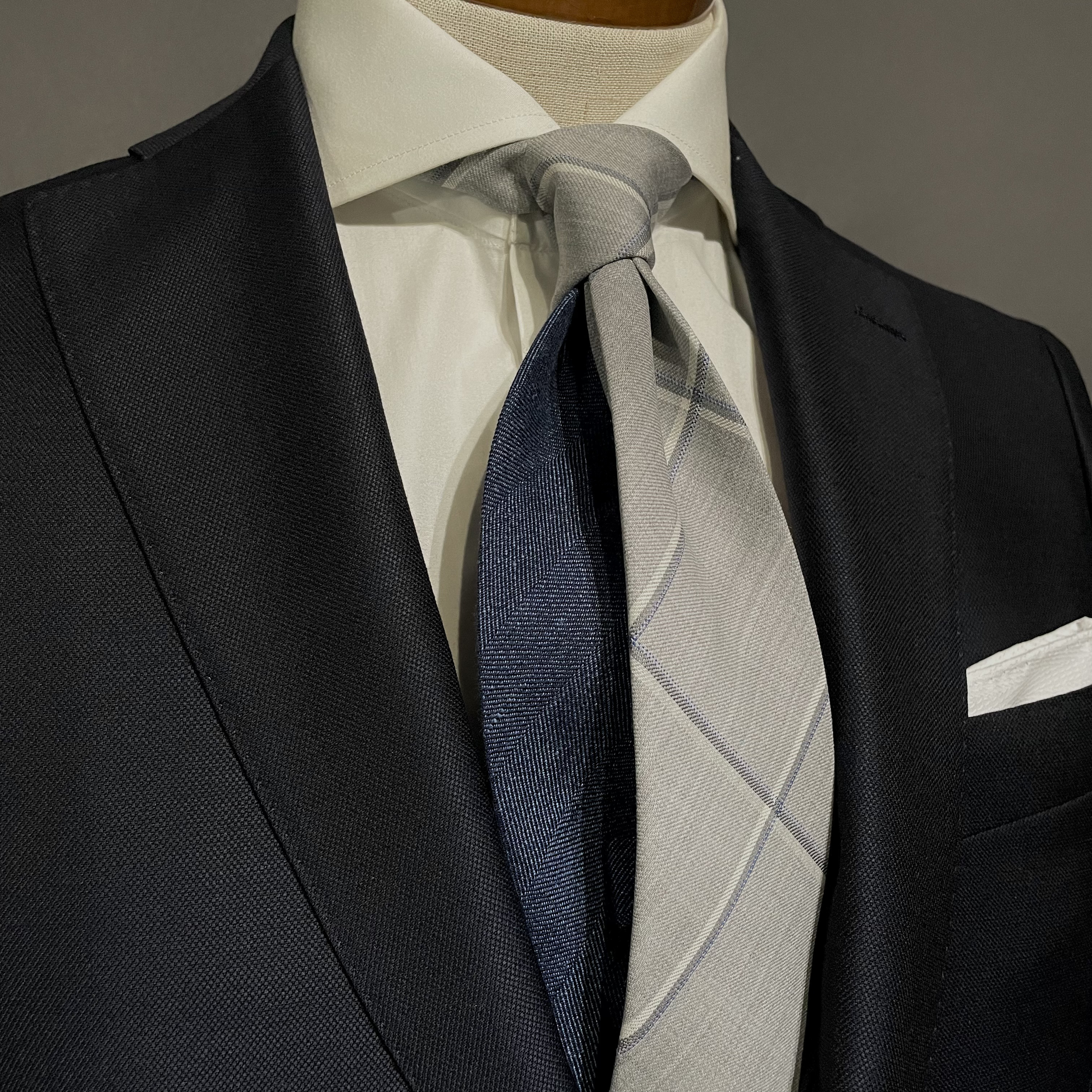 【受注製作】バイカラー　チェック　ネイビー　プレゼント　ギフト【別途】名入れ　メッセージ　イニシャル　刺繍　ネクタイ