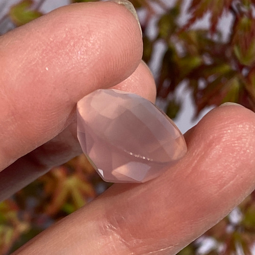 ピンクの輝き♢ローズクォーツ ルース 05 チェッカーボードカット