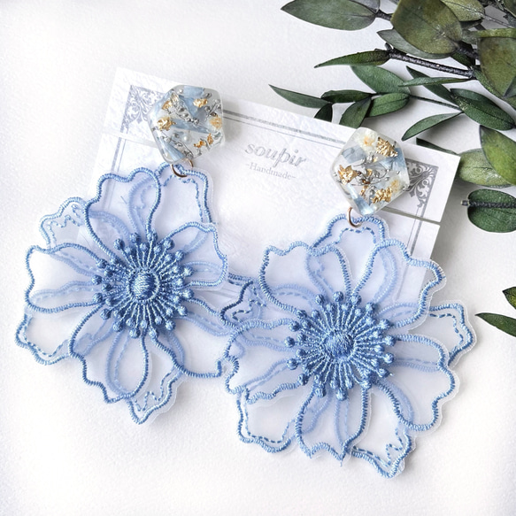 大ぶりレースフラワーピアス/イヤリング イヤリング・ノンホールピアス  