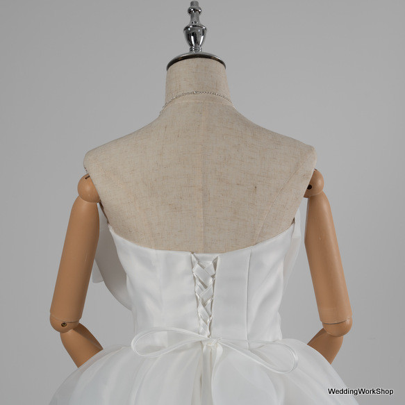 美しい胸元の大きなリボン”  ソフトチュール  ウェディングドレス ス 結婚式 /花嫁 G180 14枚目の画像