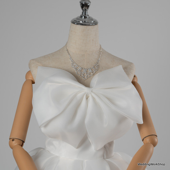 美しい胸元の大きなリボン”  ソフトチュール  ウェディングドレス ス 結婚式 /花嫁 G180 11枚目の画像