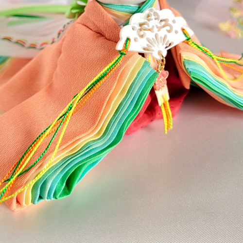 733 小さな着せ替えお着物〈お姫様〉十二単 正絹無地薄橙色に碧かさね