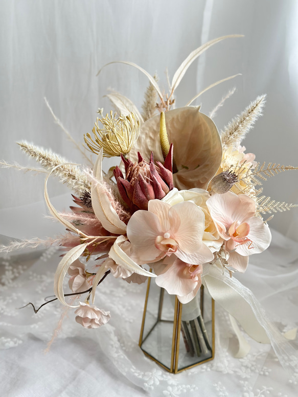 ドライフラワー風花束ブーケ　アーティフィシャルブーケ　造花ブーケ　胡蝶蘭　ナチュラルブーケ 3枚目の画像