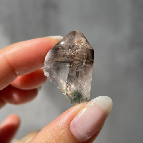 ナミビア エロンゴ産 ライトスモーキークォーツショールクラスター  玉滴石付き 楽天市場】＼18日限定最大2,000円OFF／ 21.5Kg スモーキー