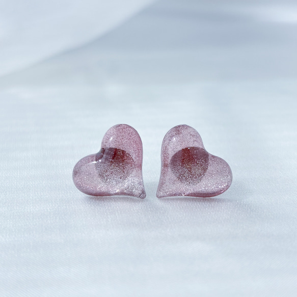 角度によって表情が変わる】 ピアス ハート きれいめ パール 2way 軽い