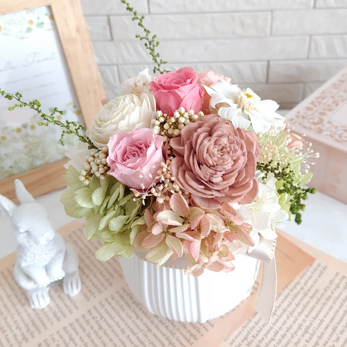 プリザーブドフラワー陶器アレンジメント✨ ピンクホワイトグリーン