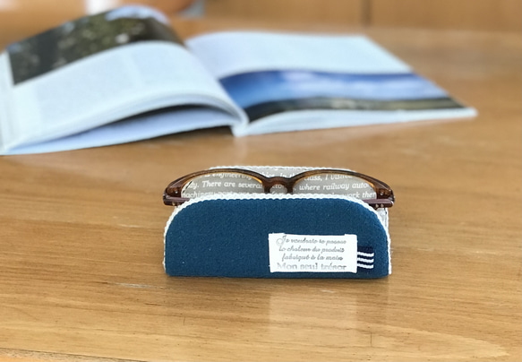 ブルーグリーン　コットンリネン　メガネスタンド　メンズ・ユニセックスタイプ　メガネを迷子にしないメガネ置き 3枚目の画像