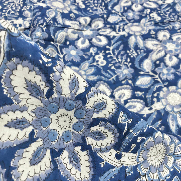 【50cm單位】藍白灰花印度手工塊印花布料棉質 第5張的照片