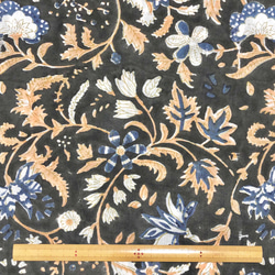 【50cm單位】墨黑海軍藍花朵帶一耳邊框印度手工塊印花布料棉質 第7張的照片