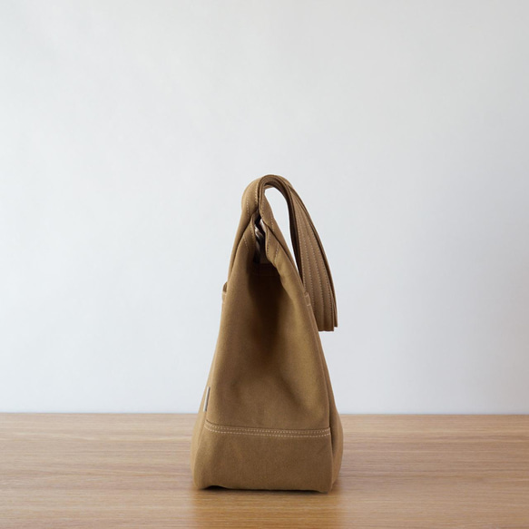 ドロップ (M) / ブラウンベージュ 【受注制作】 Trocco 帆布バッグ 4枚目の画像