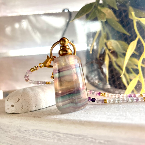 フローライトの香水瓶 ペンダントトップ 【公式通販】