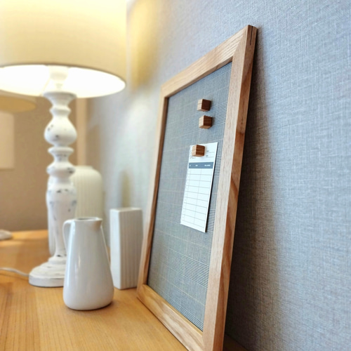 木製フレーム × 選べるファブリック のマグネットボード《ホワイト