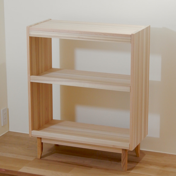 国産杉の香りオープンラック　収納棚・本棚　北欧デザイン【幅68㎝収納棚】 7枚目の画像