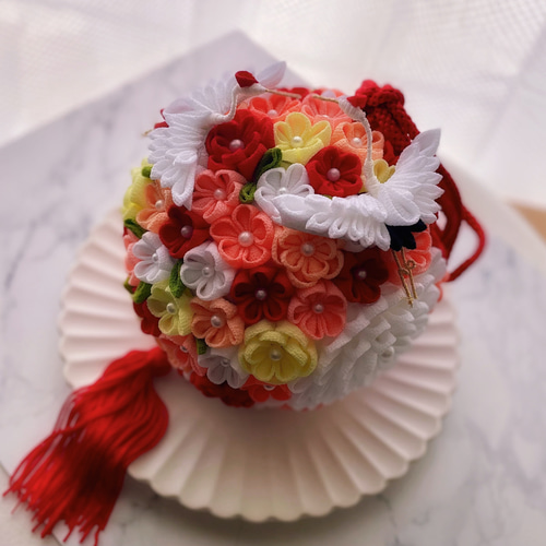 お値下げしました＊つまみ細工＊ ボールブーケ 桜 つまみ細工ボールブーケ ブーケ 百福堂momofukudou 通販 8552319