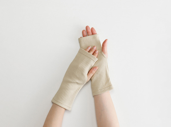 【WOMEN】organic cotton rib wrist cover 1枚目の画像