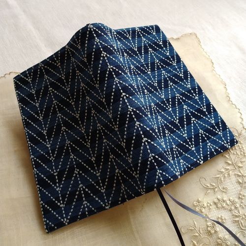 ブックカバー（文庫) 刺し子 藍染め 松阪木綿 杉綾模様 ブックカバー