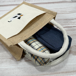 【送料無料】お餅猫の刺繍のキャンバスポケット付きジュートバッグ かごバッグ トートバッグ＜ナチュラル＞ 3枚目の画像