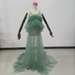 送料無料 ！上品！ペールトーンのミントグリーン色 チュールドレス  ソフトチュール   カラードレスオーバースカート 1枚目の画像